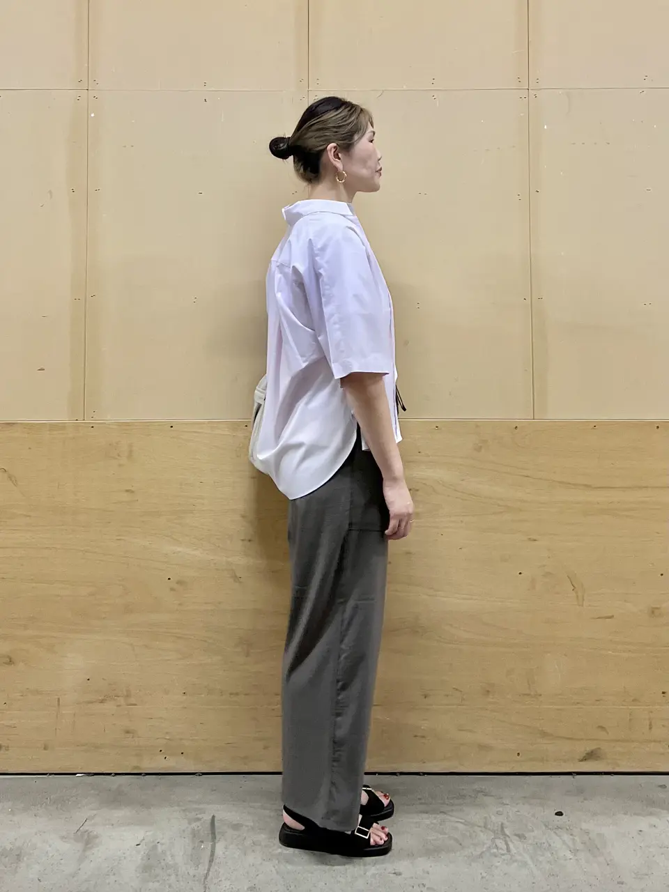 ANY 林 コーディネート画像