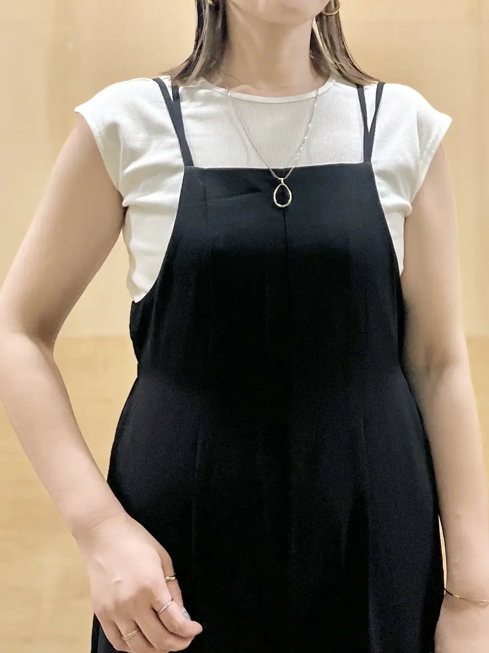 ANY 林 コーディネート画像