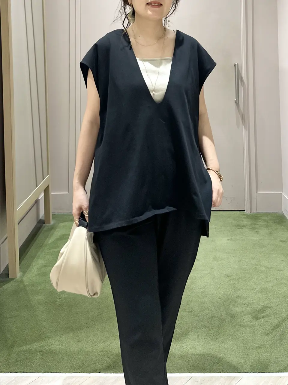 ANY フジコ コーディネート画像