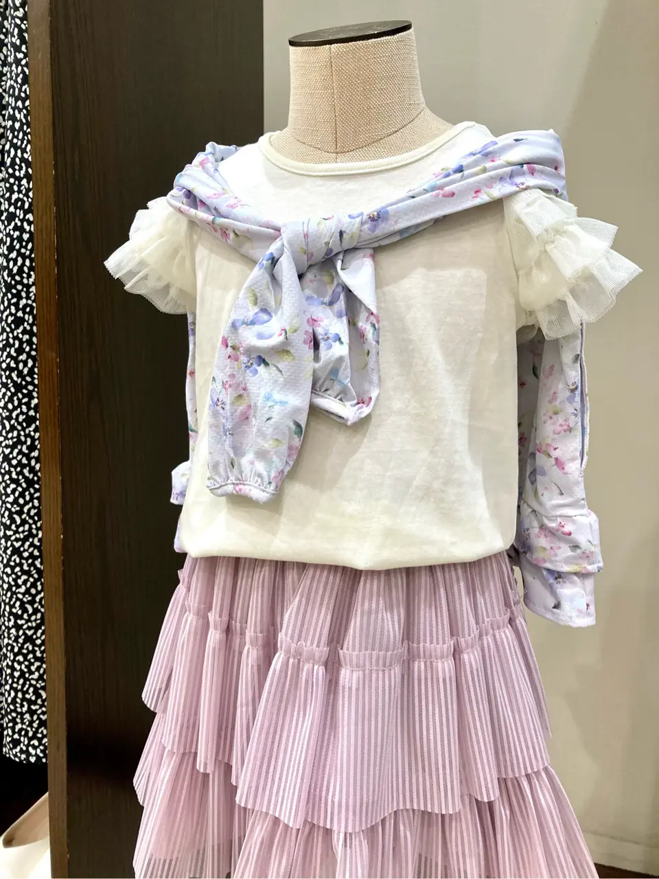 ANY 杉原 コーディネート画像