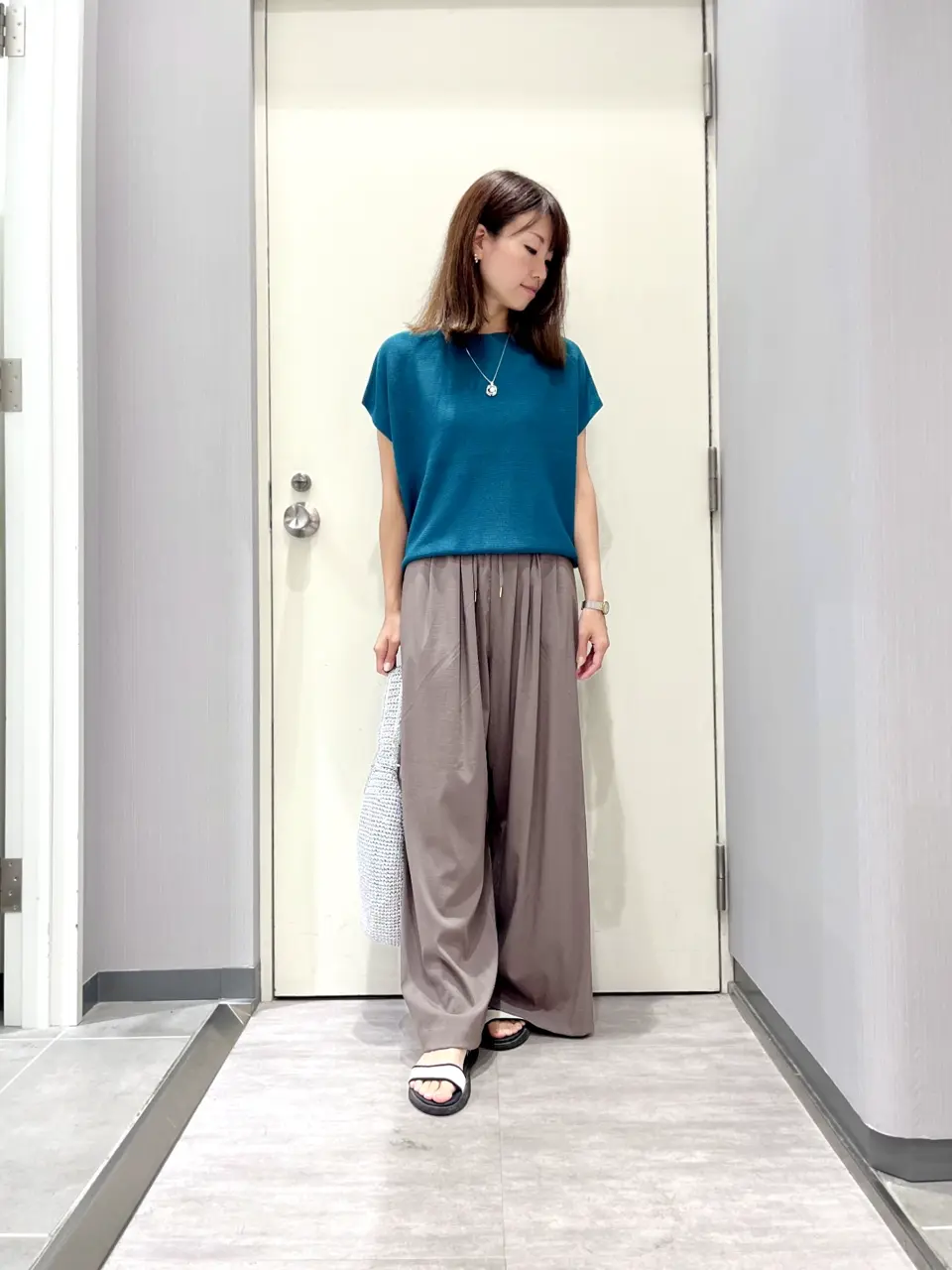 ANY 金井 コーディネート画像