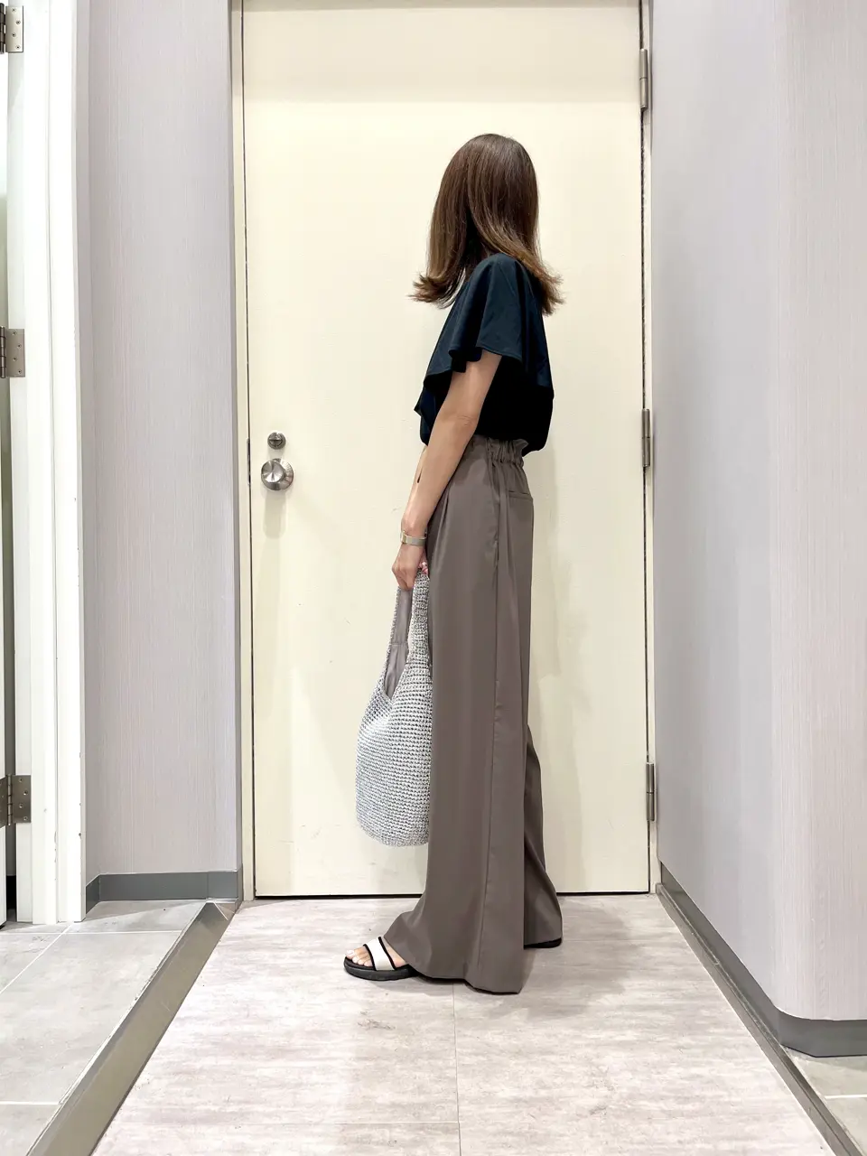 ANY 金井 コーディネート画像