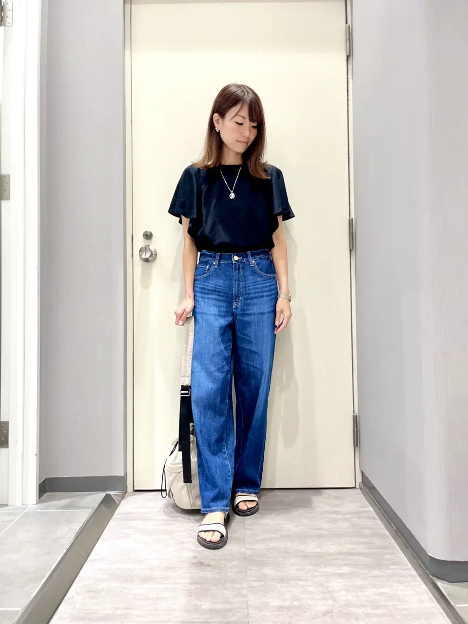 ANY 金井 コーディネート画像