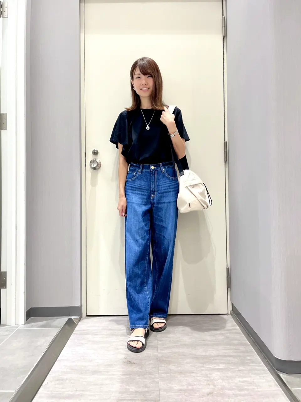 ANY 金井 コーディネート画像