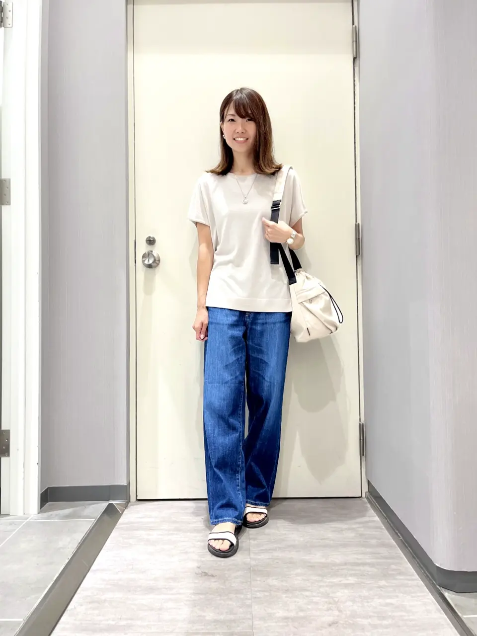 ANY 金井 コーディネート画像