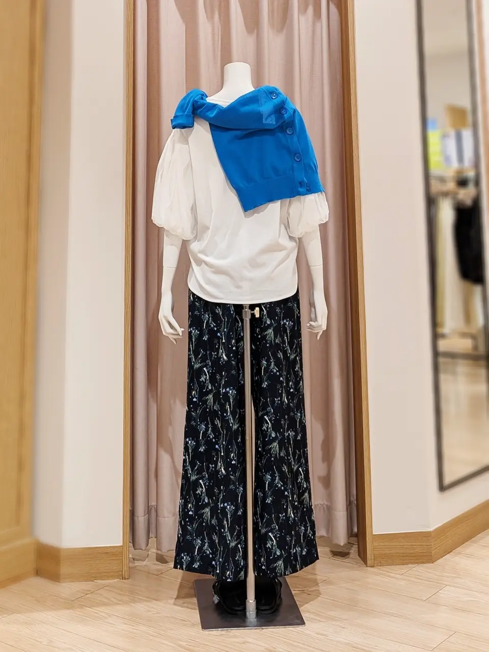 ANY 岩田 コーディネート画像