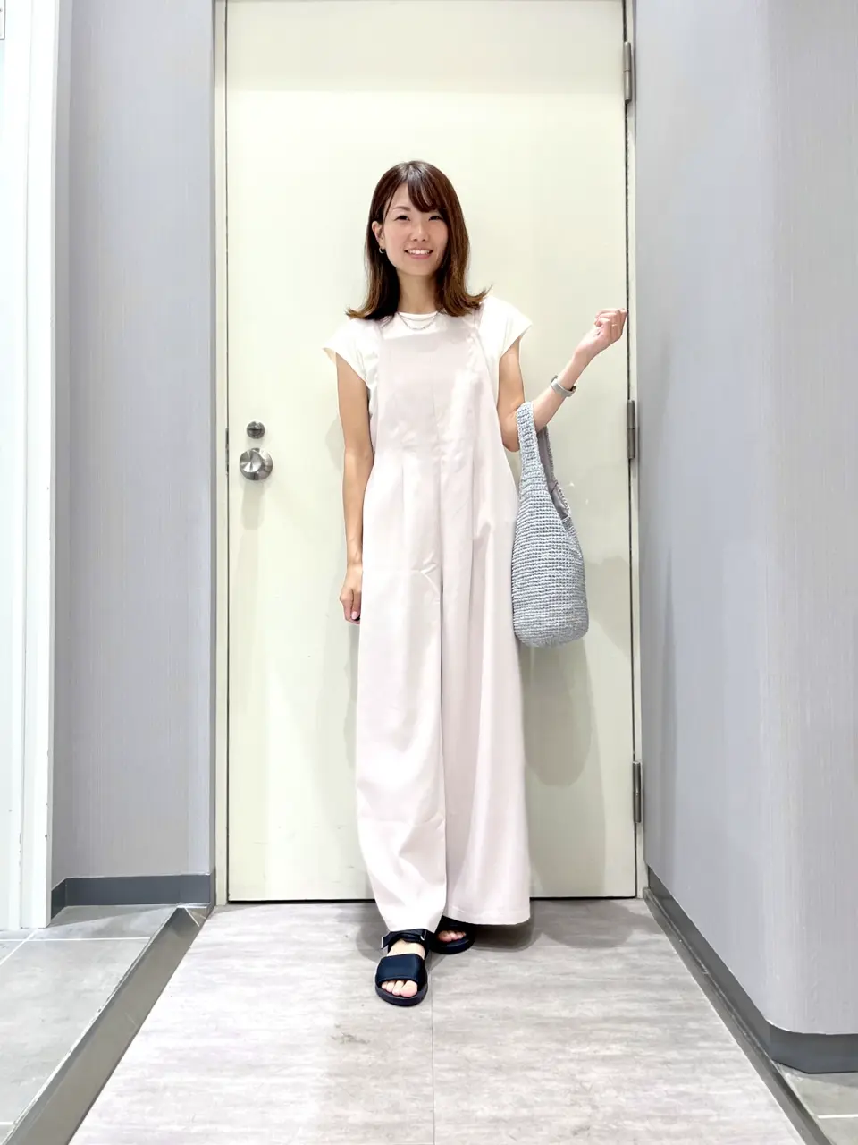 ANY 金井 コーディネート画像