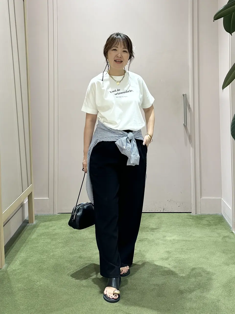 ANY フジコ コーディネート画像