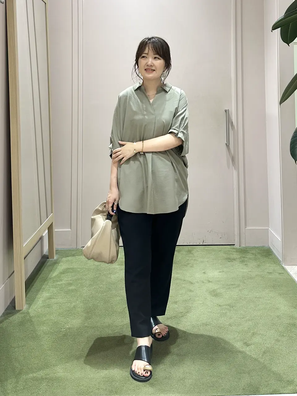 ANY フジコ コーディネート画像