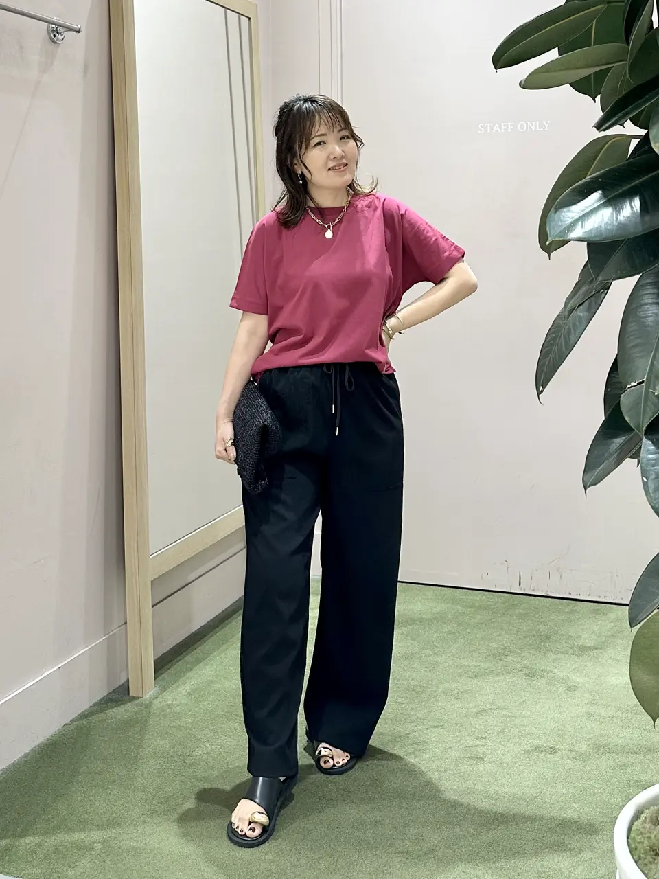 ANY フジコ コーディネート画像