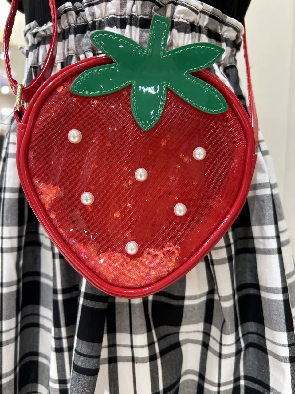 ANY 岡田 コーディネート画像