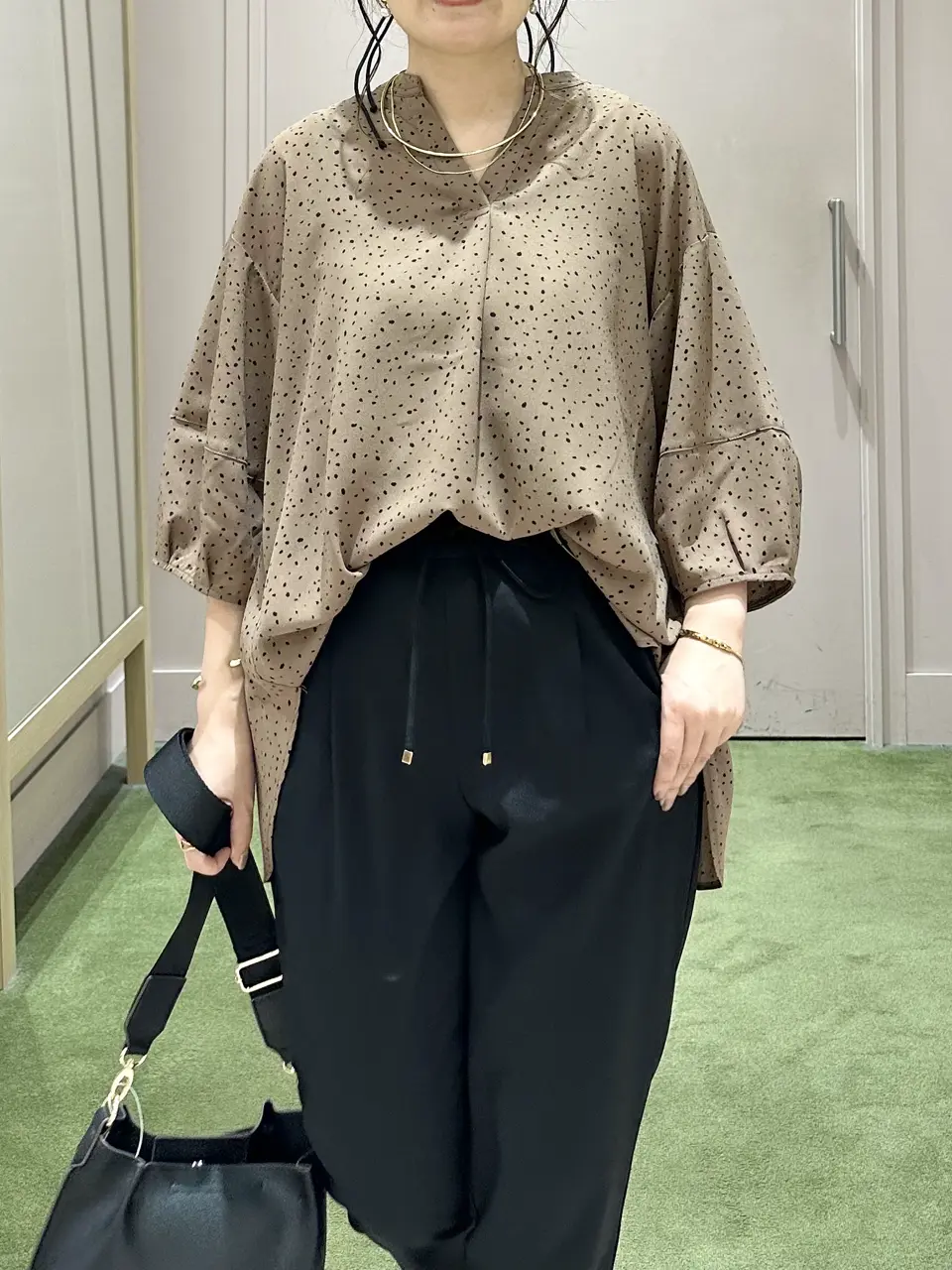 ANY フジコ コーディネート画像