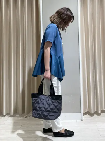 ANY 柄澤 コーディネート画像