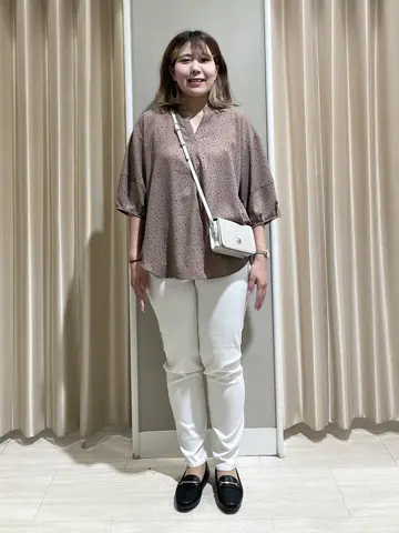 ANY 柄澤 コーディネート画像