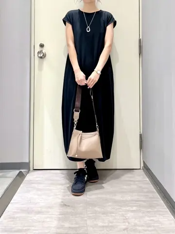 ANY 金井 コーディネート画像