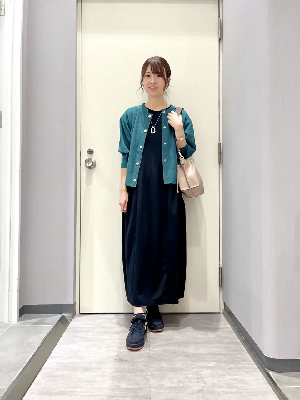 ANY 金井 コーディネート画像