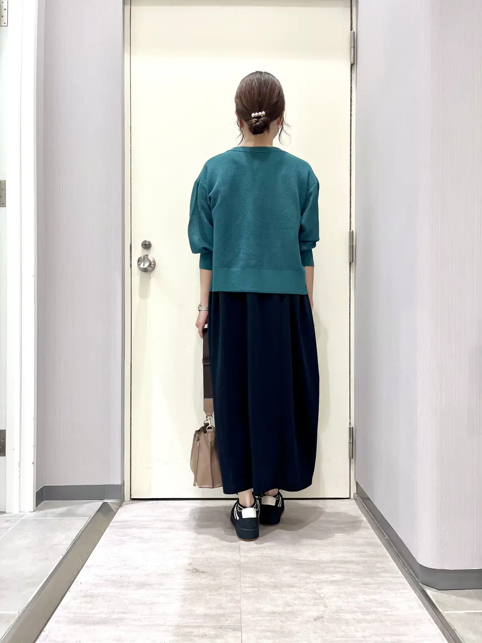 ANY 金井 コーディネート画像