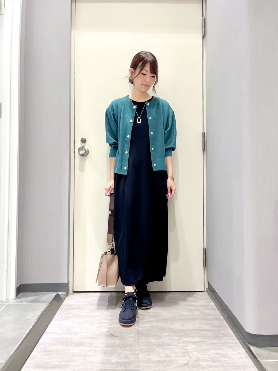 ANY 金井 コーディネート画像