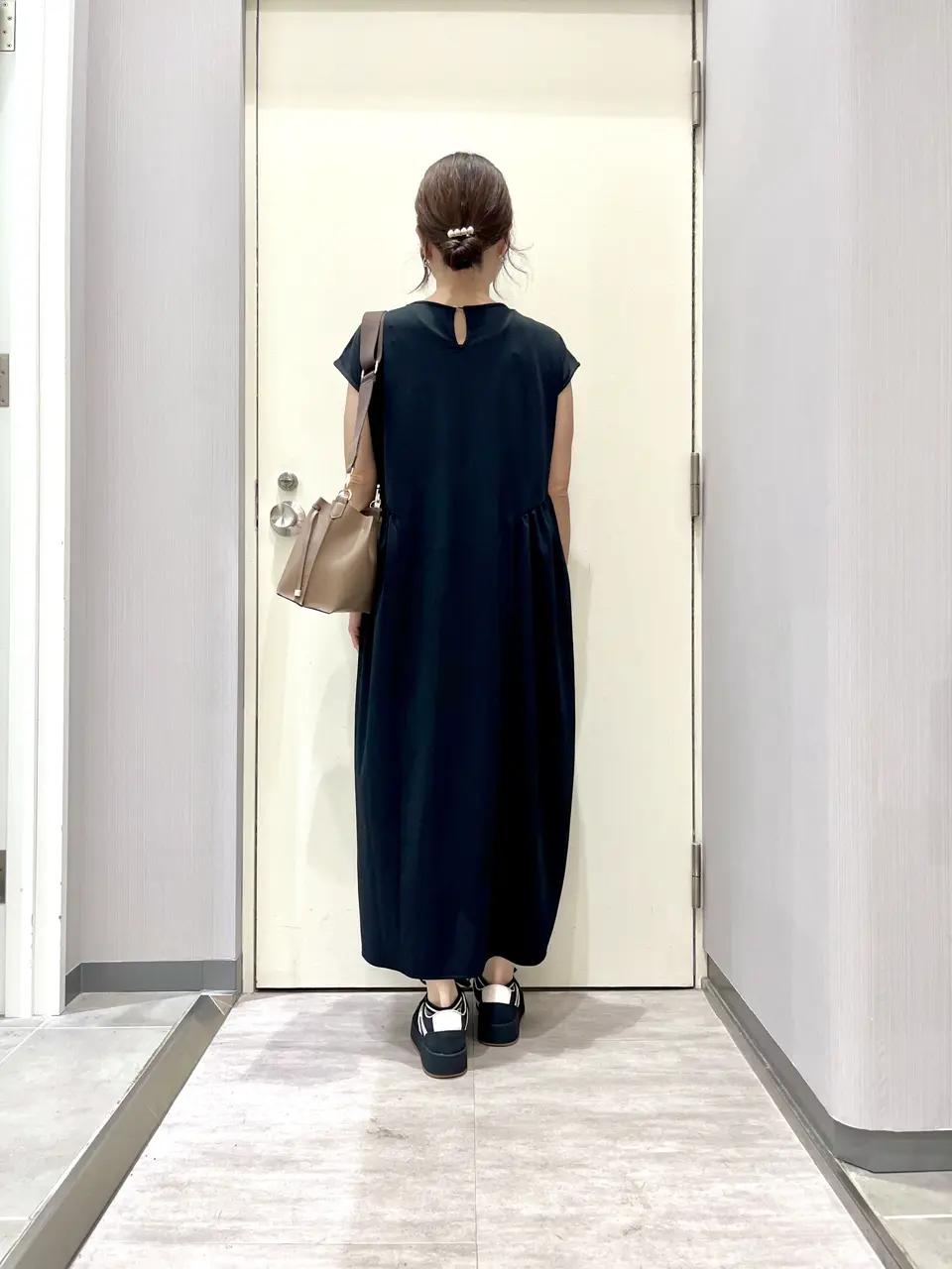 ANY 金井 コーディネート画像