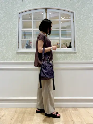 ANY MIKA コーディネート画像