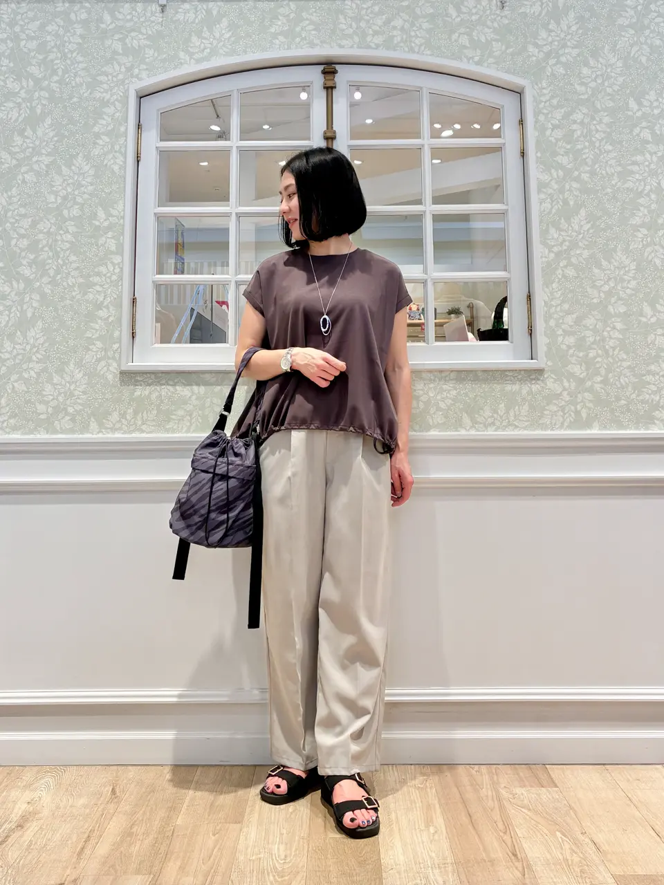 ANY MIKA コーディネート画像