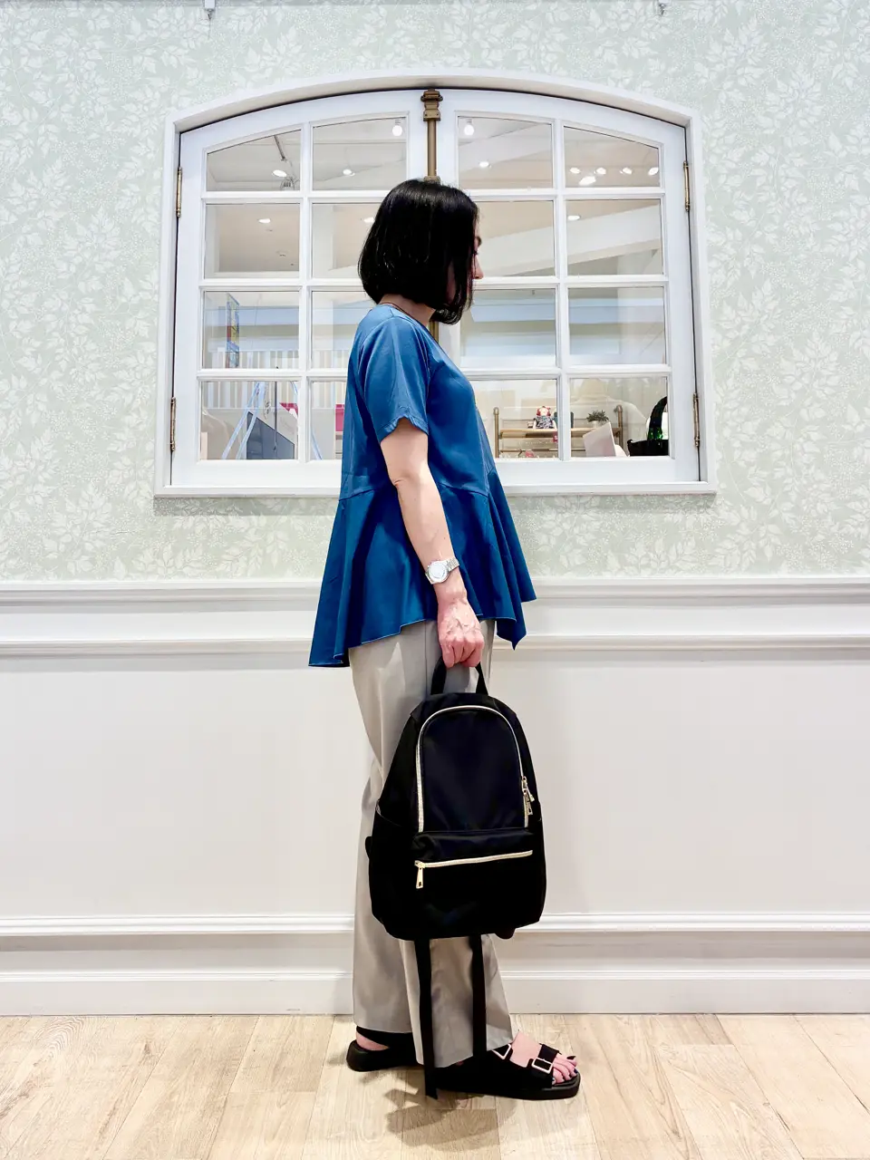 ANY MIKA コーディネート画像