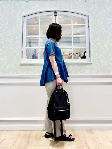 ANY MIKA コーディネート画像