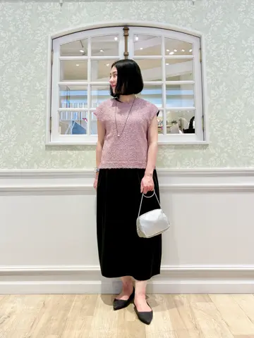 ANY MIKA コーディネート画像