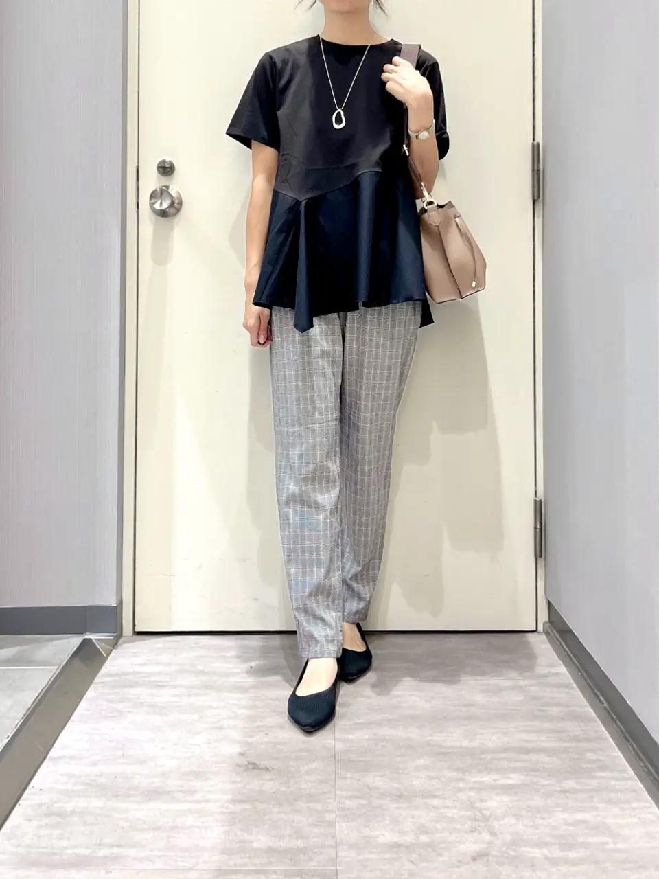 ANY 金井 コーディネート画像