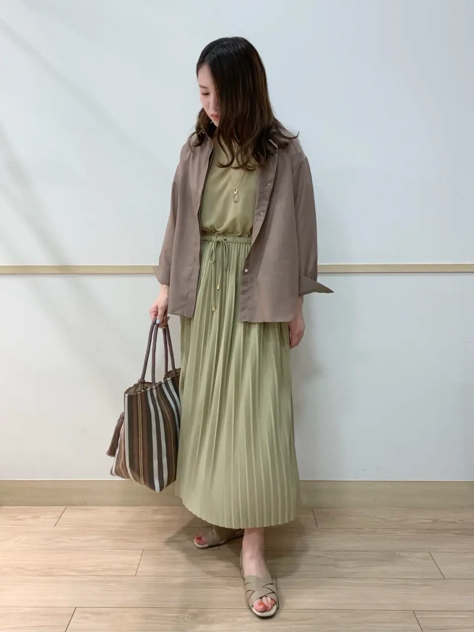  スタッフ コーディネート画像