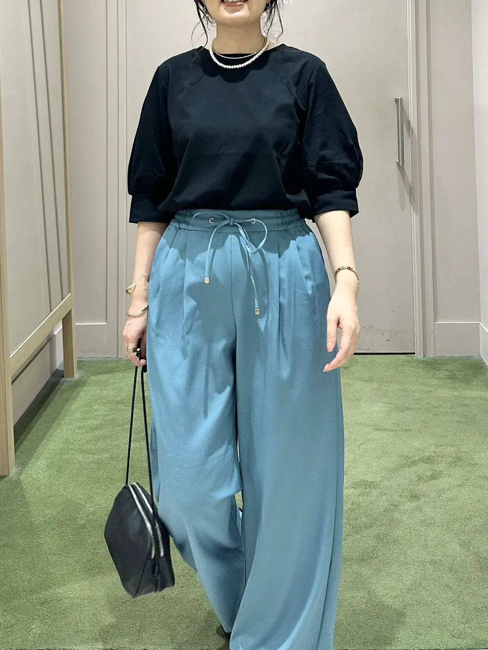 ANY フジコ コーディネート画像