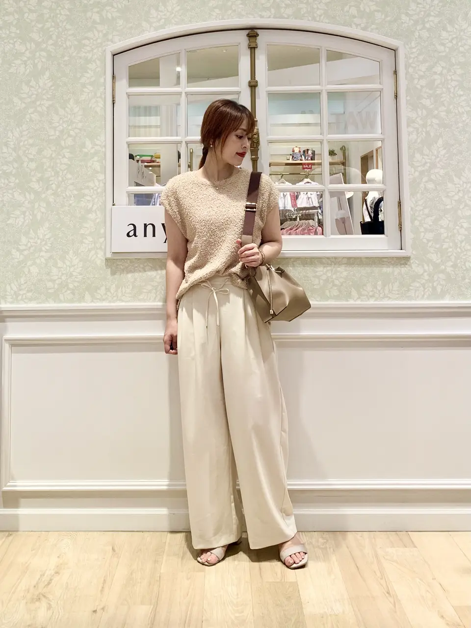 ANY MIHO コーディネート画像