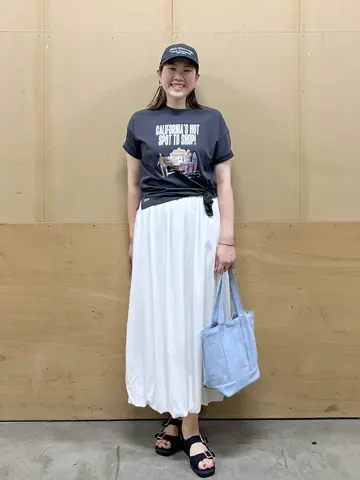 ANY 林 コーディネート画像