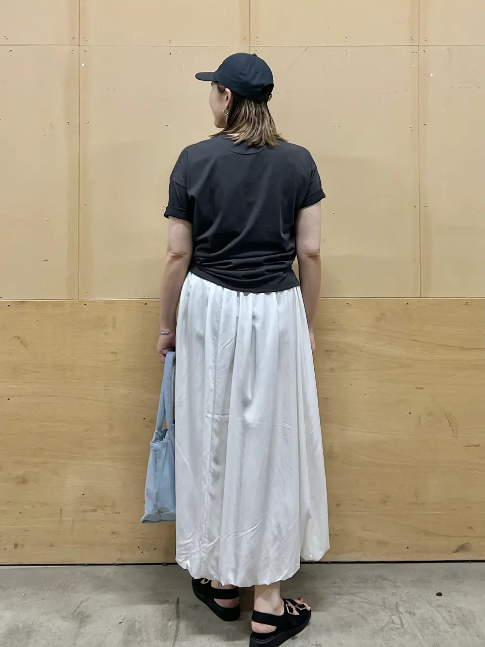 ANY 林 コーディネート画像