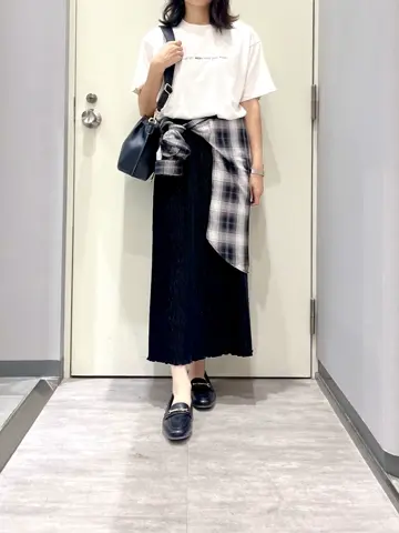 ANY 金井 コーディネート画像