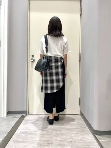 ANY 金井 コーディネート画像