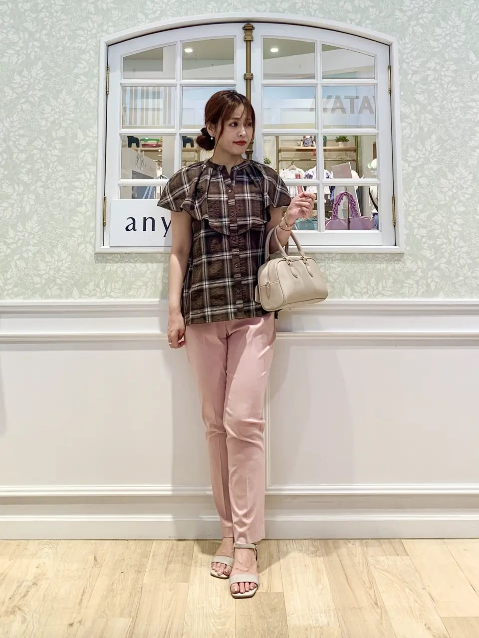 ANY SIS MIHO コーディネート画像