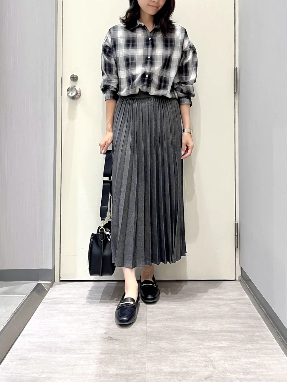 ANY 金井 コーディネート画像