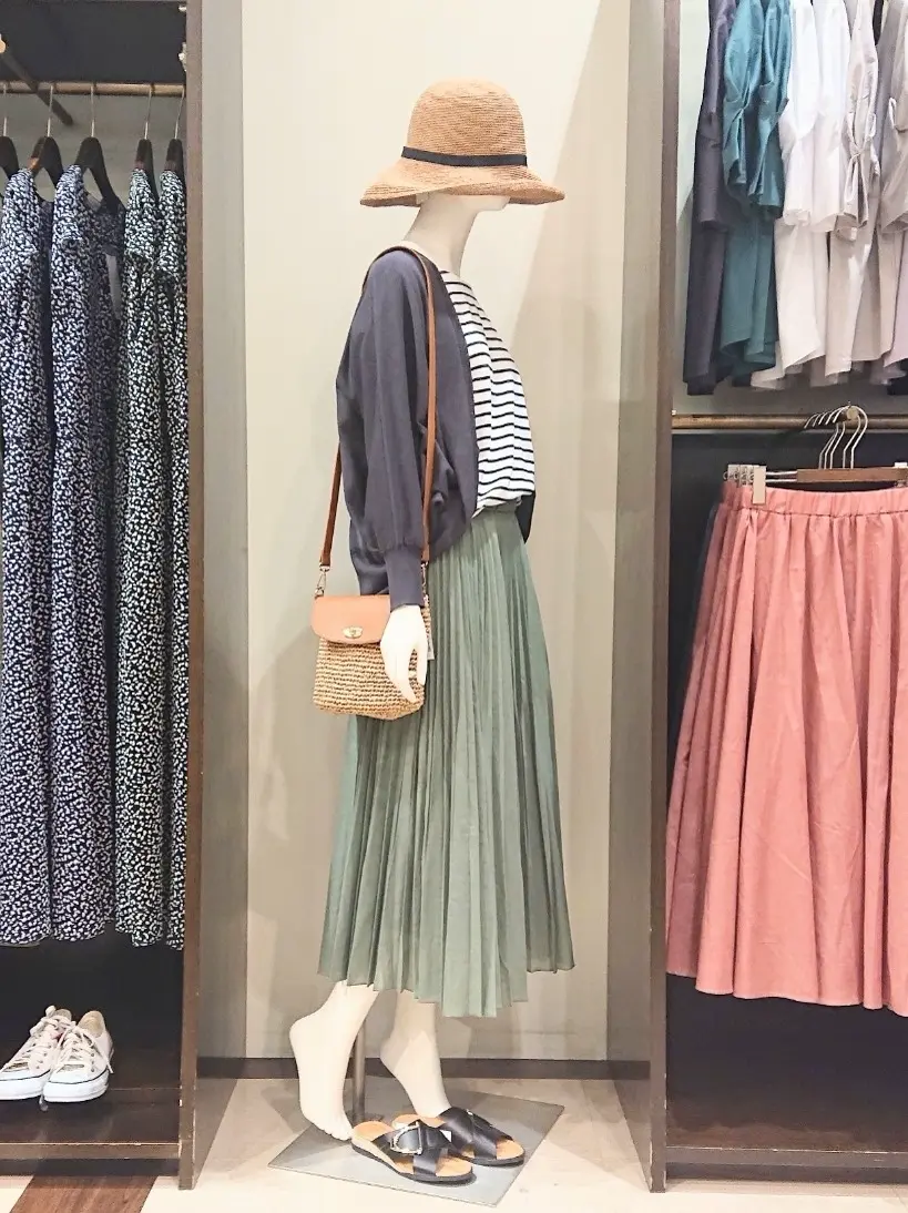 ANY 横田 コーディネート画像