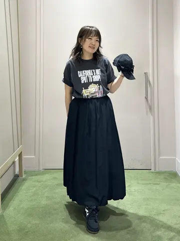 ANY フジコ コーディネート画像