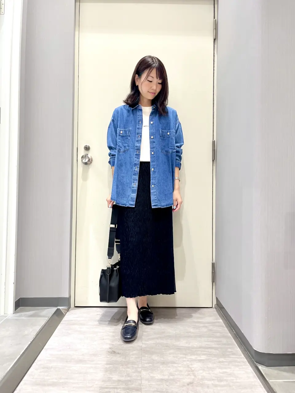 ANY 金井 コーディネート画像