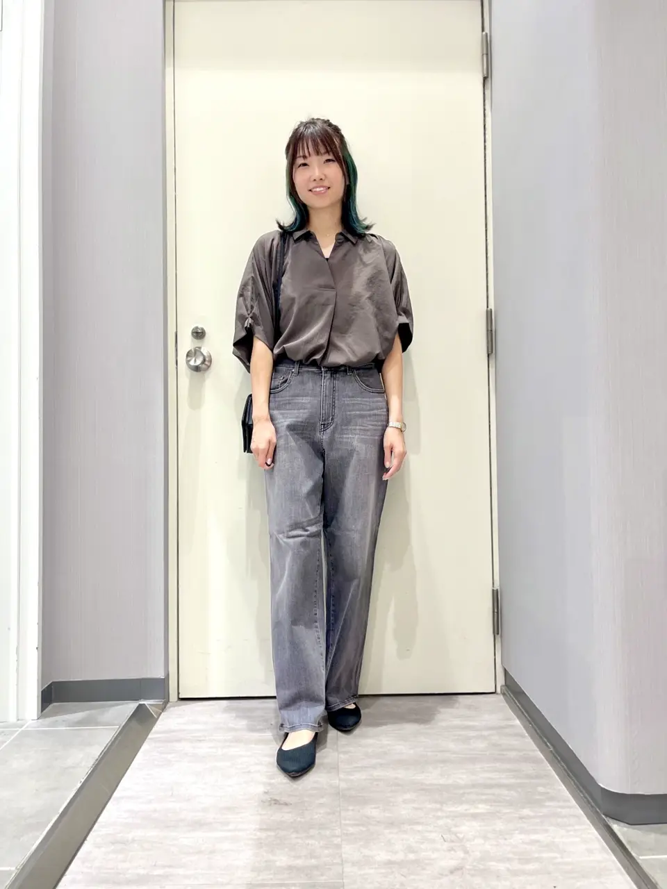 ANY 金井 コーディネート画像