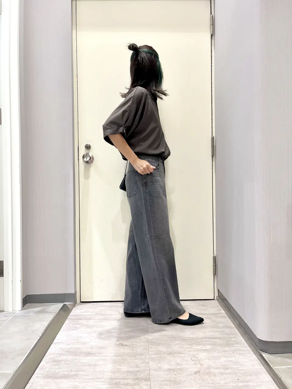 ANY 金井 コーディネート画像