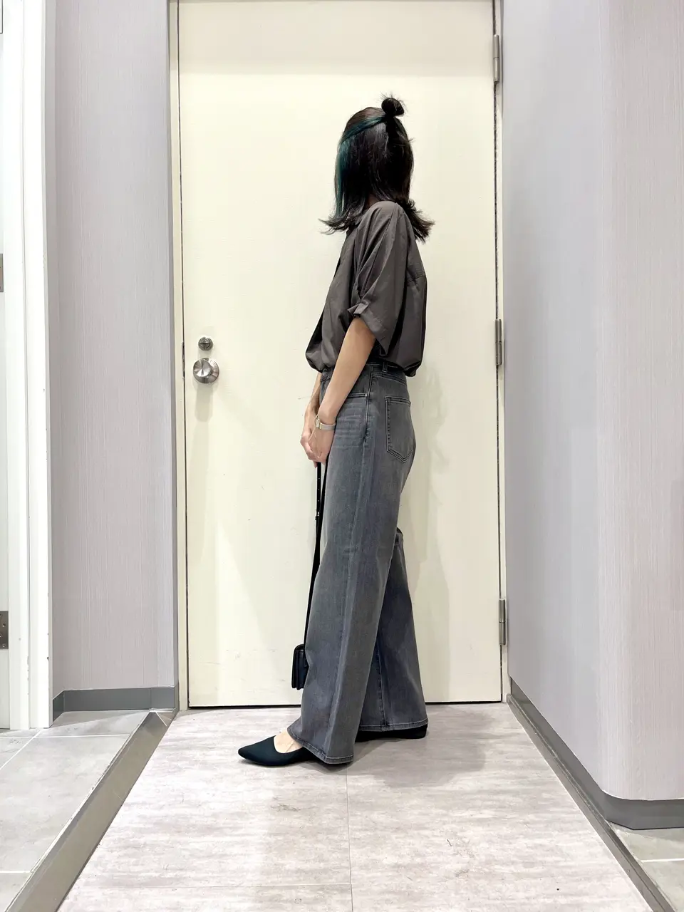 ANY 金井 コーディネート画像