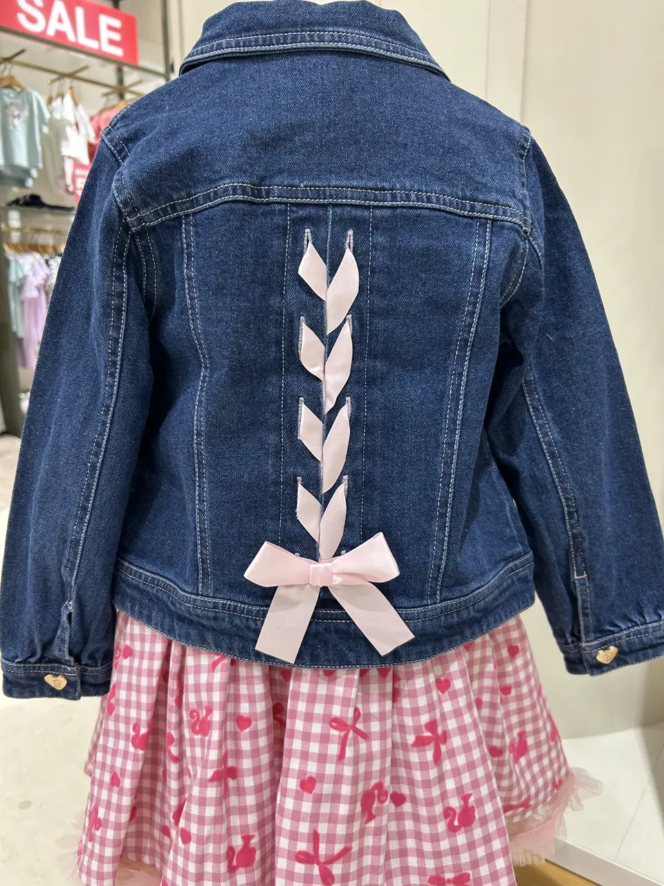 ANY 岡田 コーディネート画像