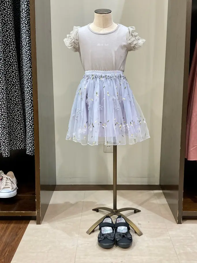 ANY 杉原 コーディネート画像