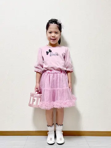 ANY MIKA コーディネート画像