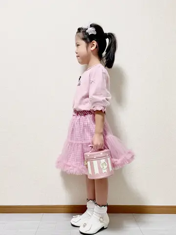 ANY MIKA コーディネート画像