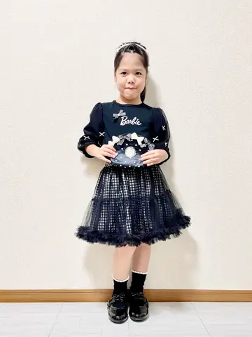 ANY MIKA コーディネート画像