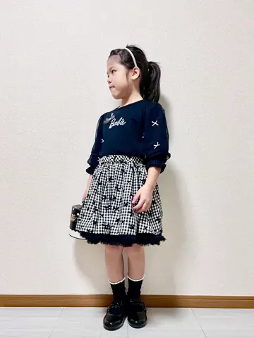 ANY MIKA コーディネート画像